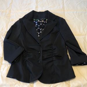 Women’s 3/4 sleeve black blazer